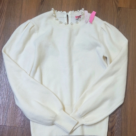 kate spade Sweaters - Kate Spade Cream Sweater with Pearl Details